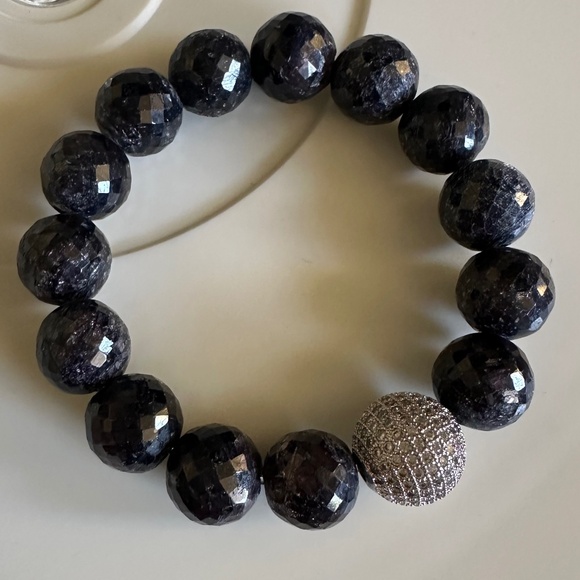 Raw Sapphire Stretch Bracelet w/ Silver Pave Ball Spacer - Picture 4 of 8